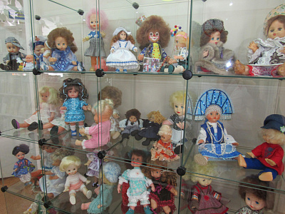 «Куклы советского детства»