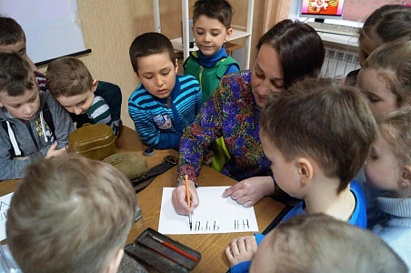 Авторская программа «Посылка на фронт»