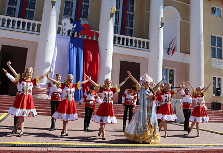 Концерт «Танцуй и пой, моя Россия»