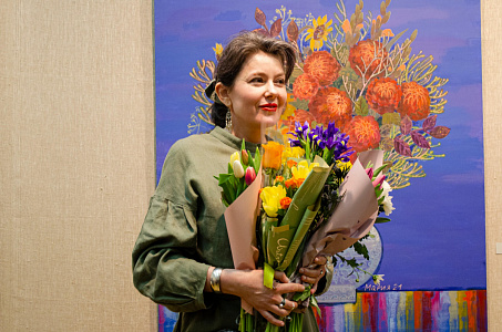Выставка живописи Марии Тюлюновой «Цветы и другие истории»