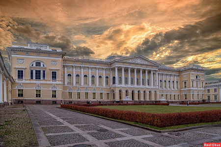 «Удивительные музеи России»