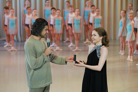 Праздник первоклассников Академии Русского балета в Эрмитажном театре.